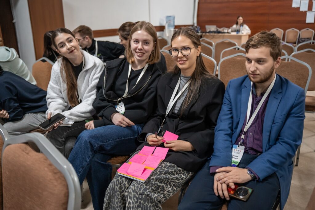 Члены Совета НСО Ярославского филиала Финуниверситета приняли активное участие в "Школе молодых ученых"