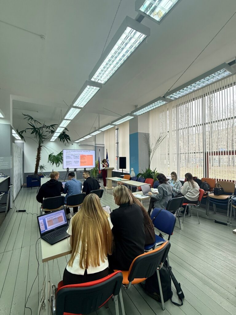 Победа Финансового университета на Всероссийской олимпиаде по экономике и менеджменту!